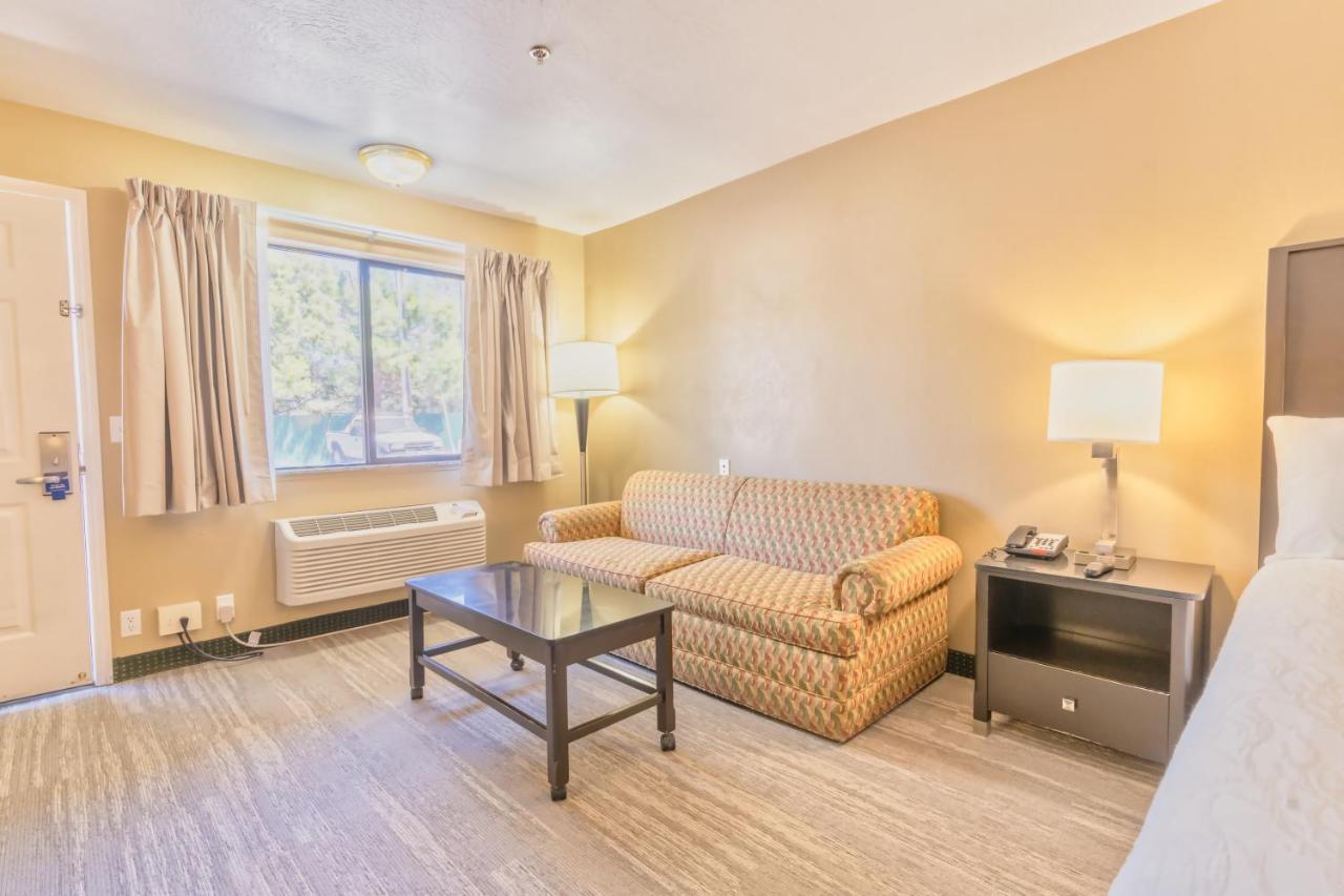 The At Yosemite 2* Oakhurst